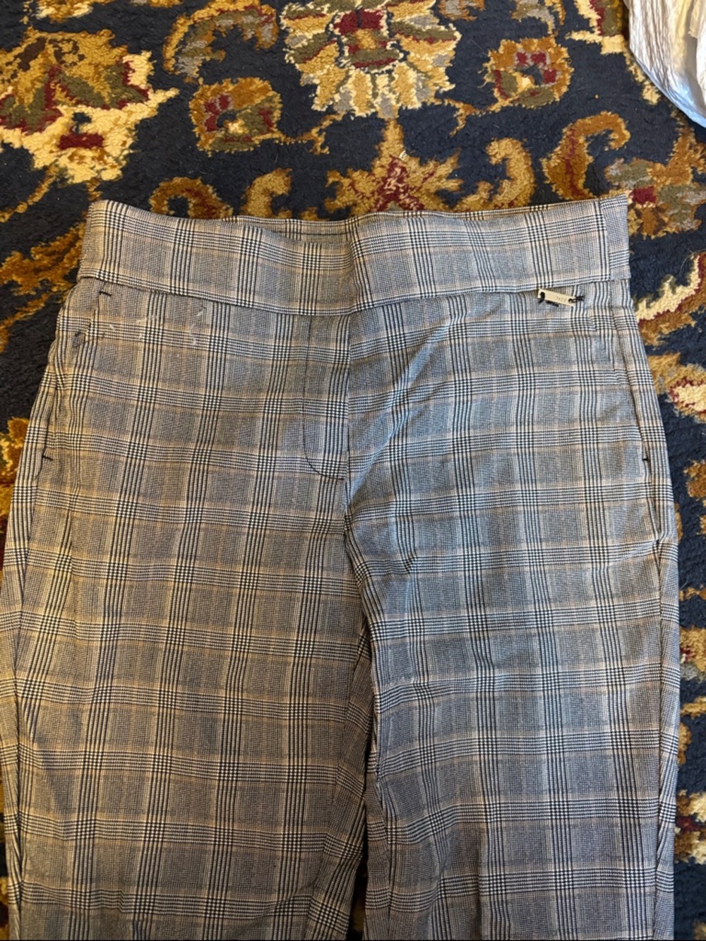 Jones New York Gray Plaid Cropped Pants